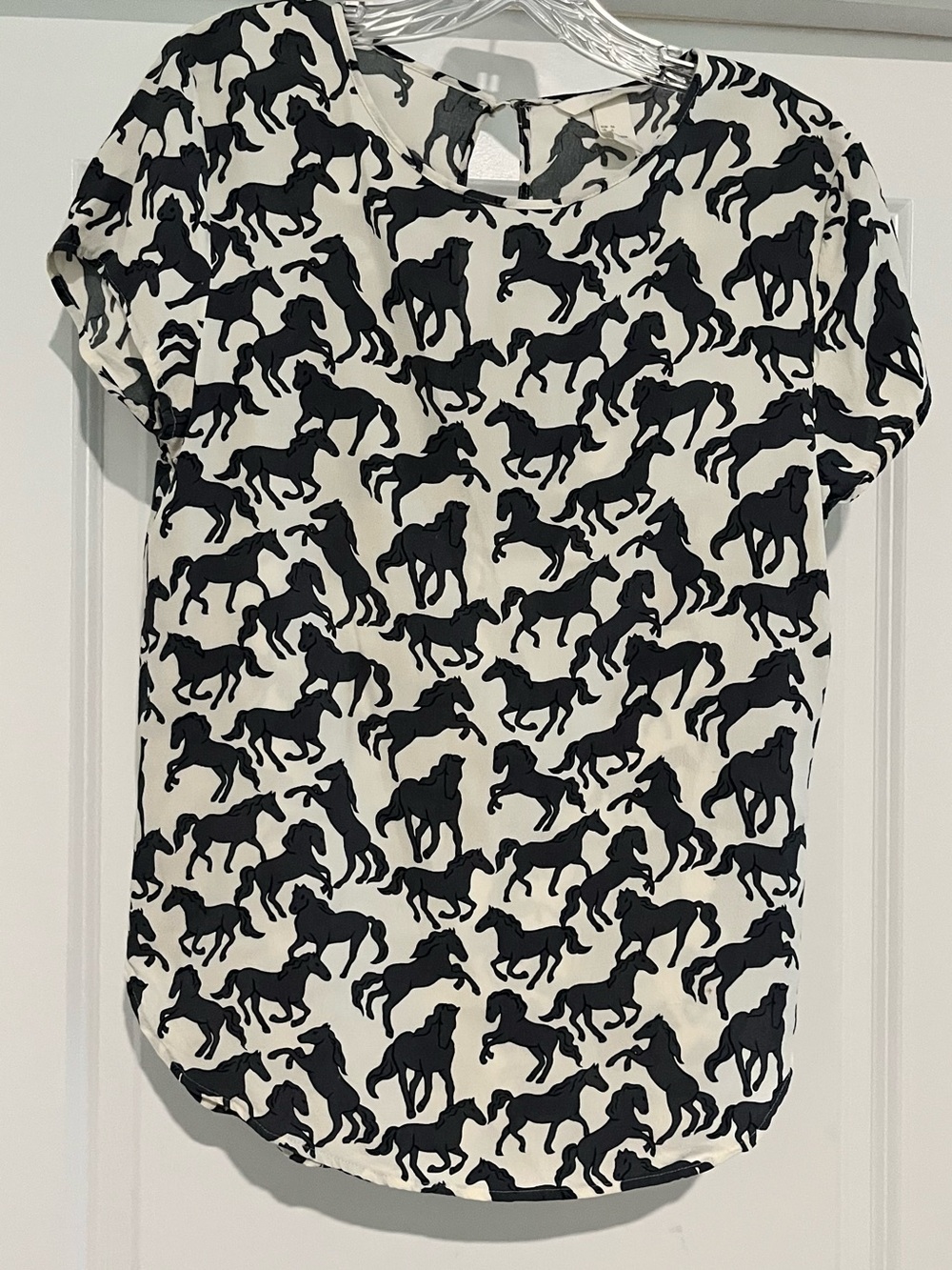 H&M Black Horse Print Short Sleeve Tee - White & Black